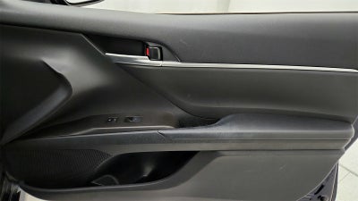 2022 Toyota Camry Hybrid SE