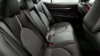 2022 Toyota Camry Hybrid SE