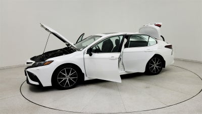 2023 Toyota Camry Hybrid SE