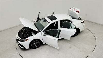 2023 Toyota Camry Hybrid SE