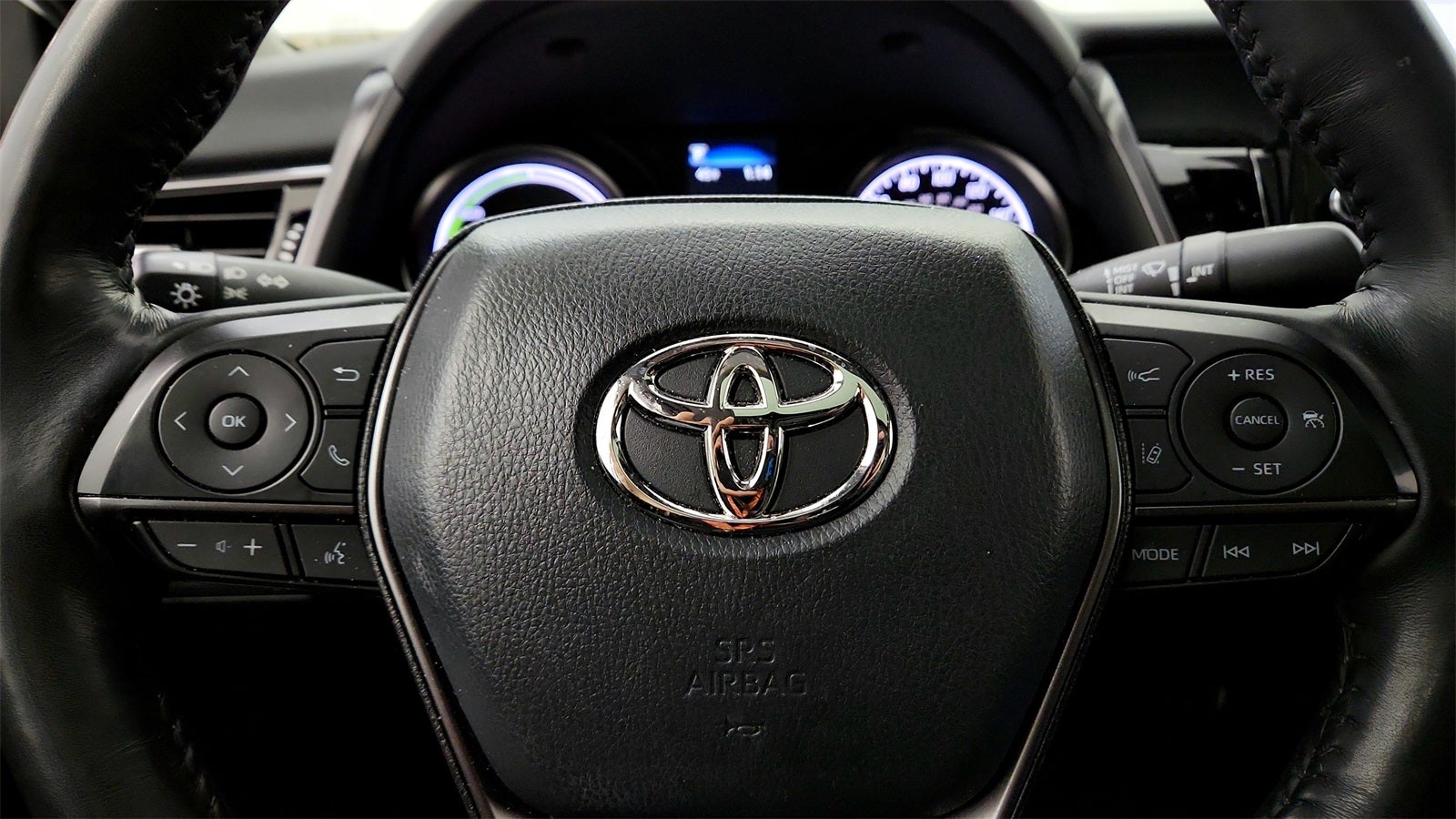 2023 Toyota Camry Hybrid SE