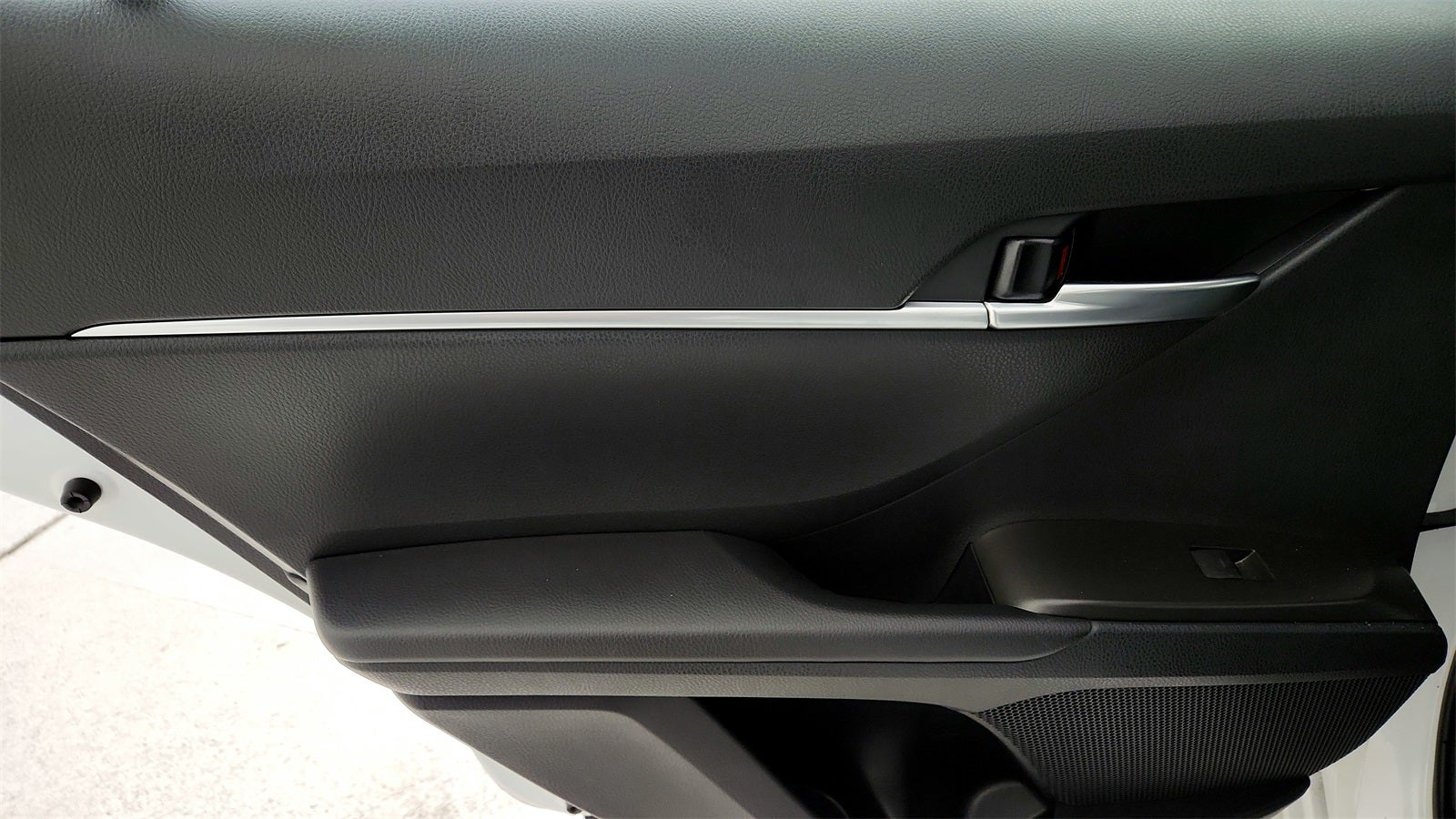 2023 Toyota Camry Hybrid SE