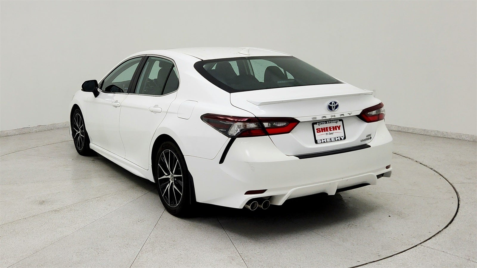 2023 Toyota Camry Hybrid SE