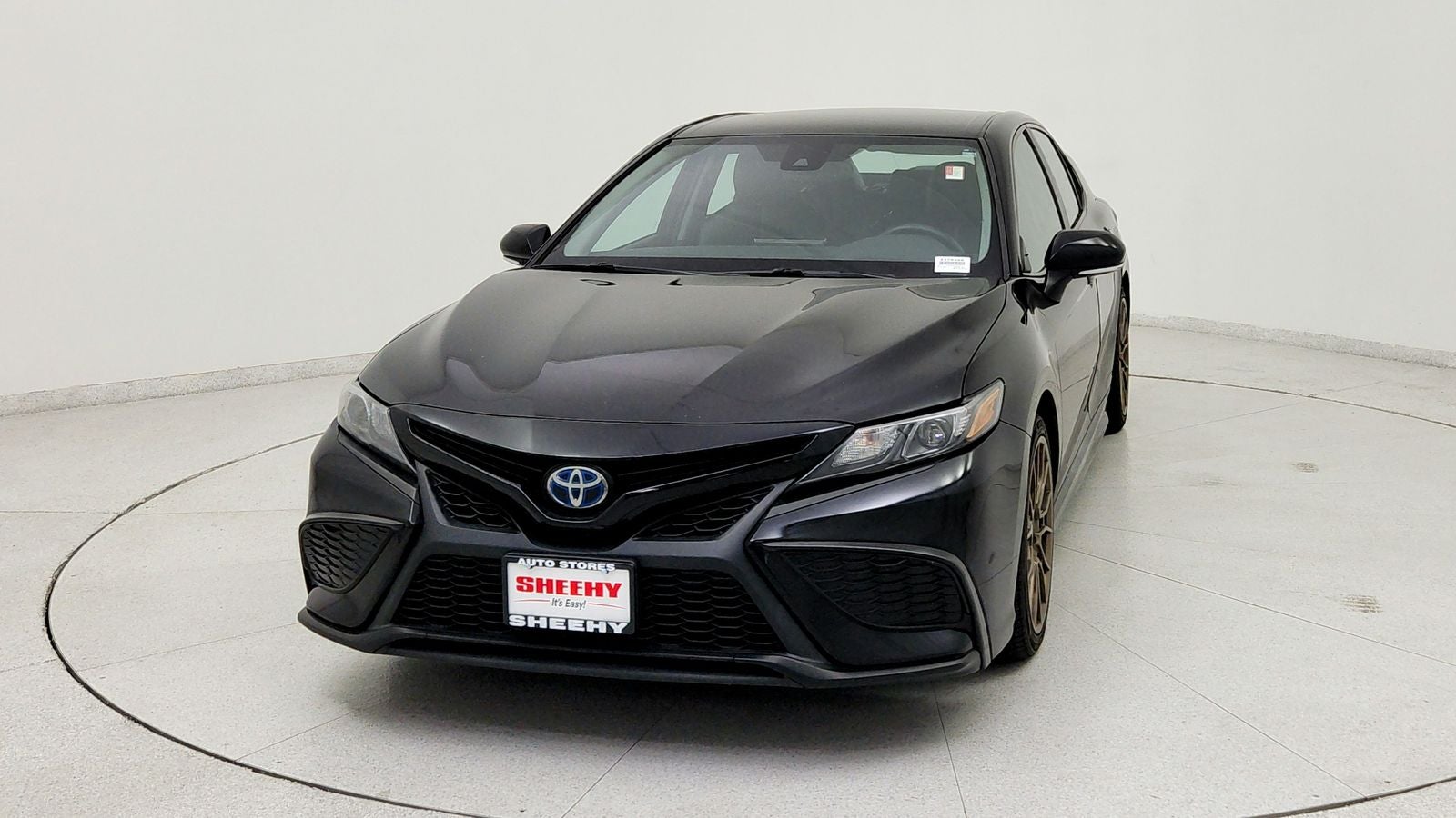 2023 Toyota Camry Hybrid SE