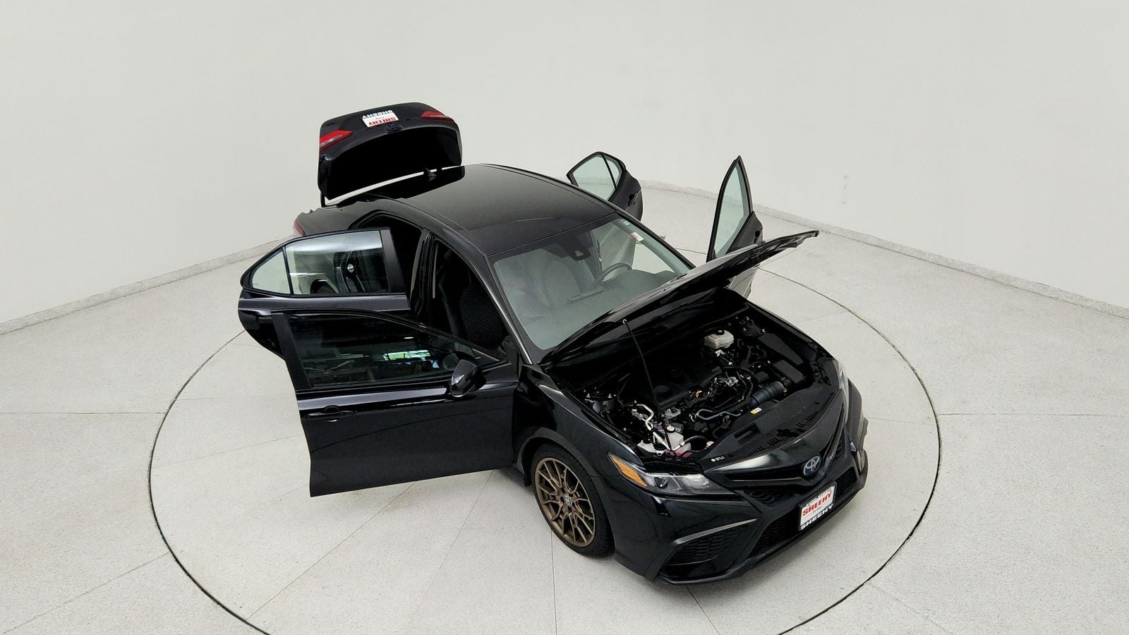 2023 Toyota Camry Hybrid SE