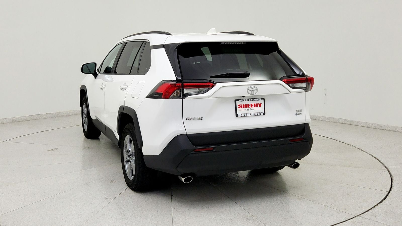 2025 Toyota RAV4 Hybrid XLE