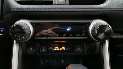 2025 Toyota RAV4 Hybrid SE