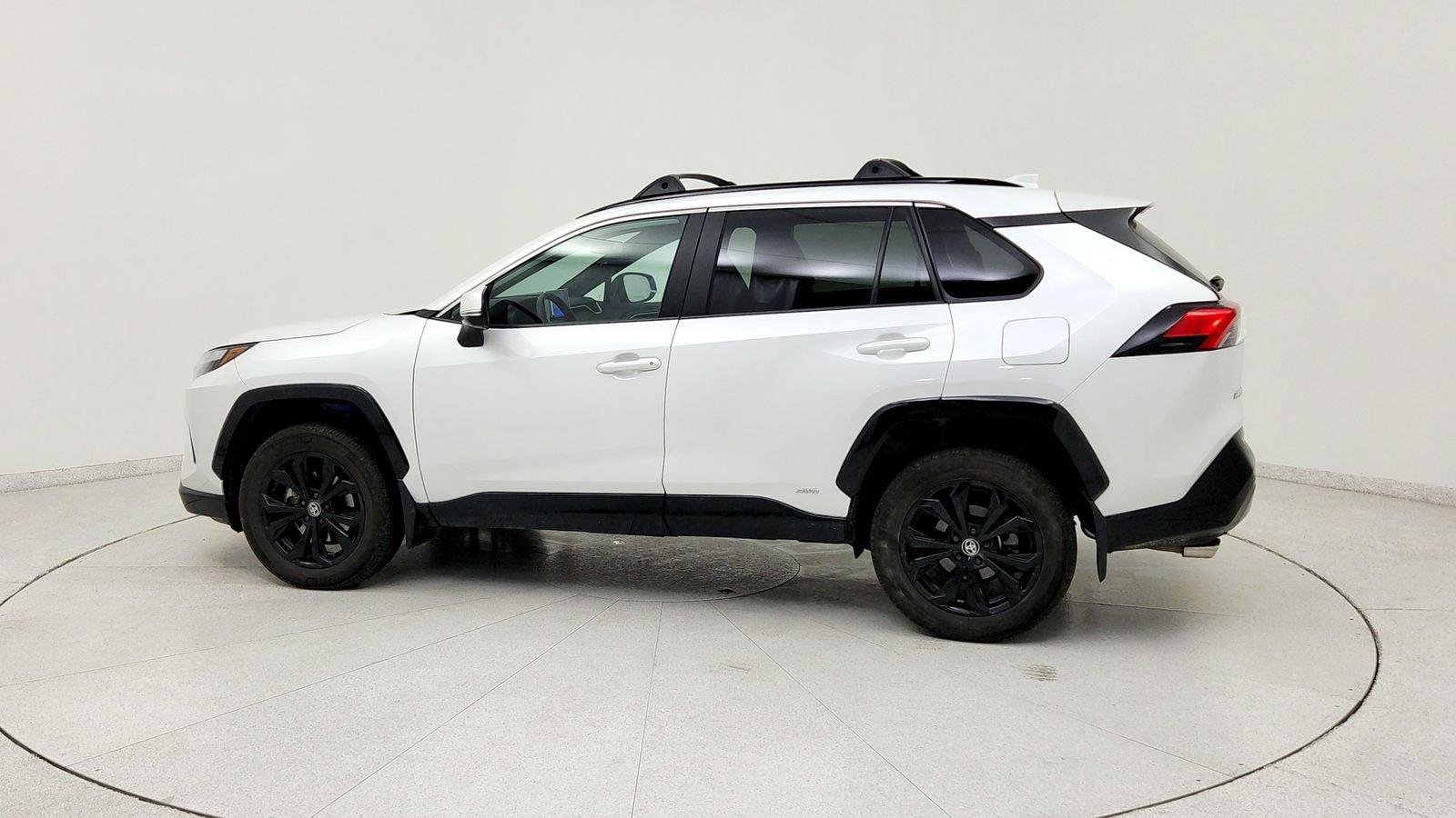2023 Toyota RAV4 Hybrid SE