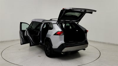 2023 Toyota RAV4 Hybrid SE