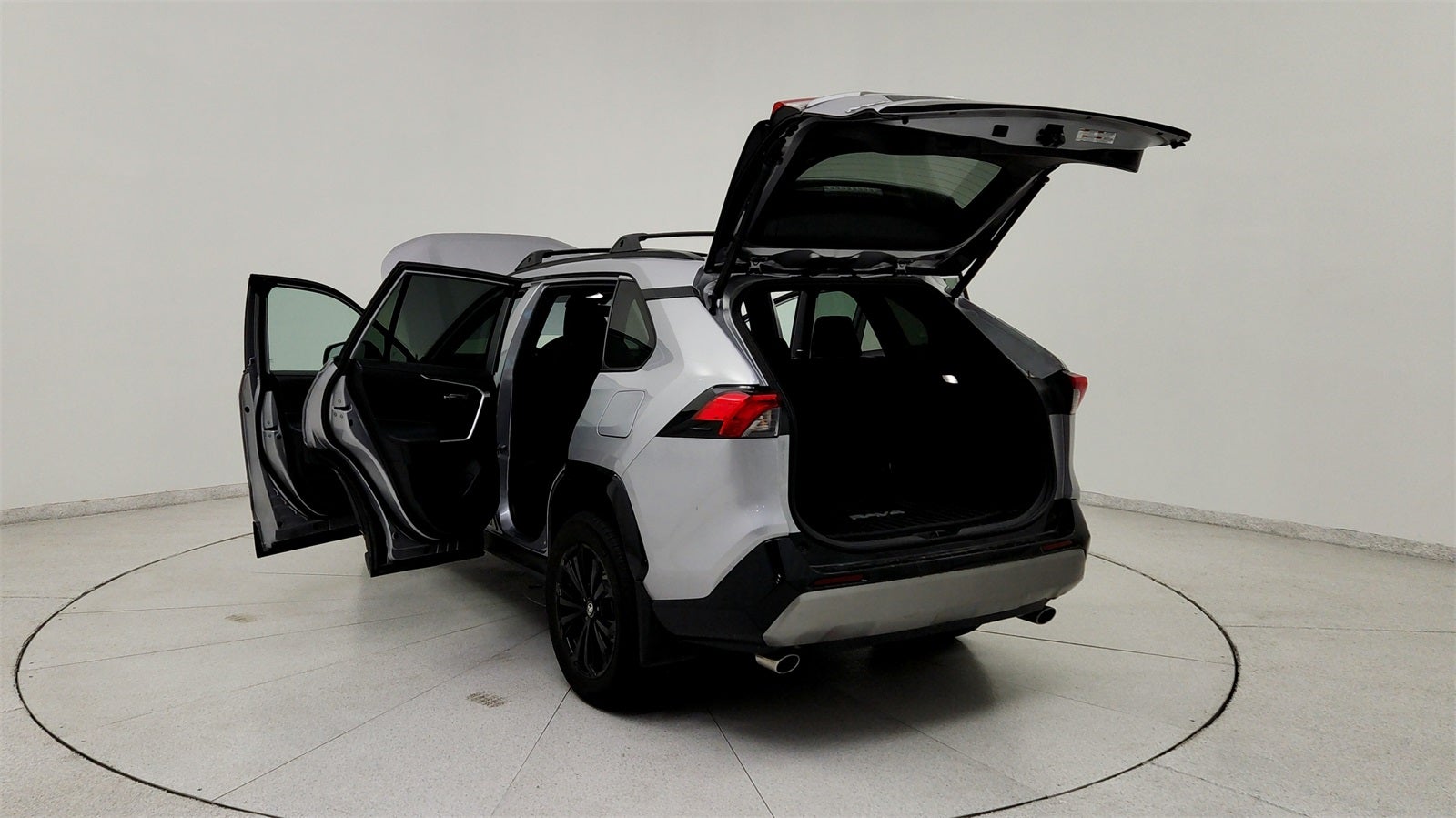 2023 Toyota RAV4 Hybrid SE