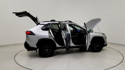 2023 Toyota RAV4 Hybrid SE