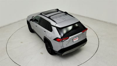 2023 Toyota RAV4 Hybrid SE