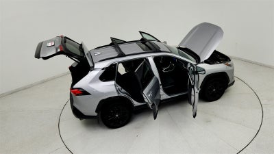 2023 Toyota RAV4 Hybrid SE