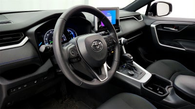 2023 Toyota RAV4 Hybrid SE