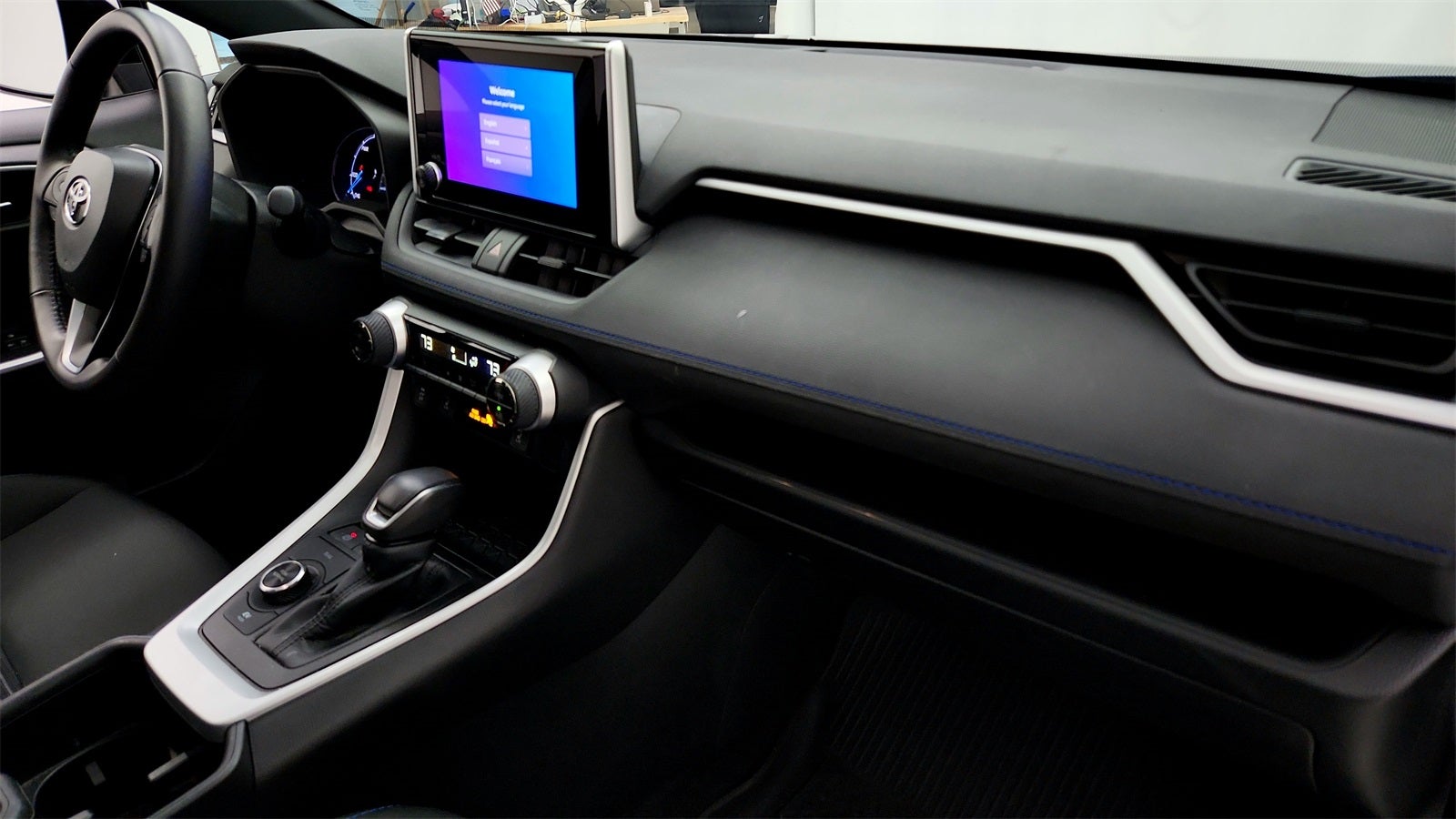 2023 Toyota RAV4 Hybrid SE