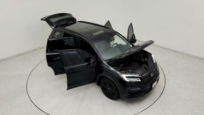 2022 Honda Pilot Black Edition