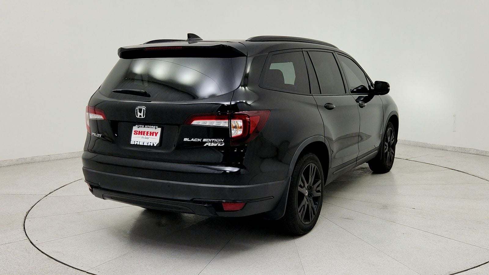 2022 Honda Pilot Black Edition