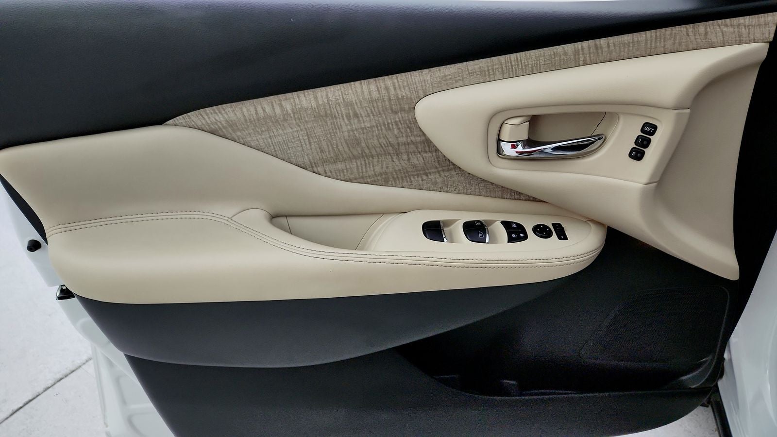 2023 Nissan Murano SL