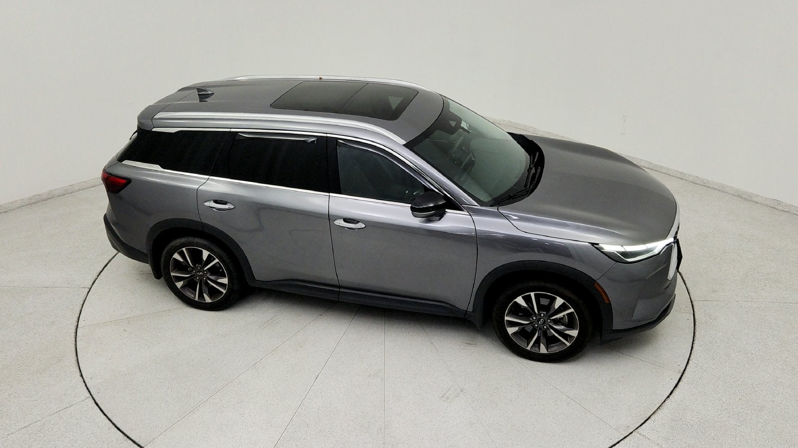 2022 INFINITI QX60 LUXE