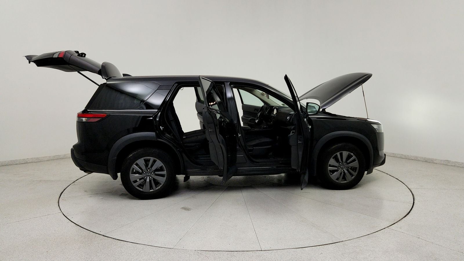2024 Nissan Pathfinder S