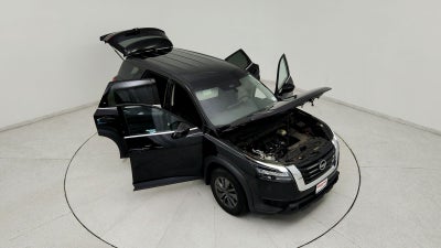 2024 Nissan Pathfinder S