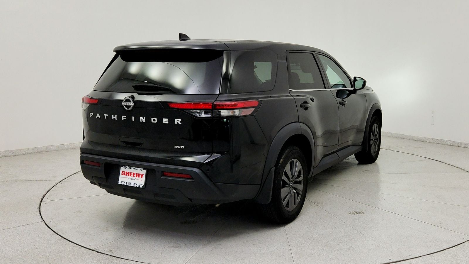 2024 Nissan Pathfinder S