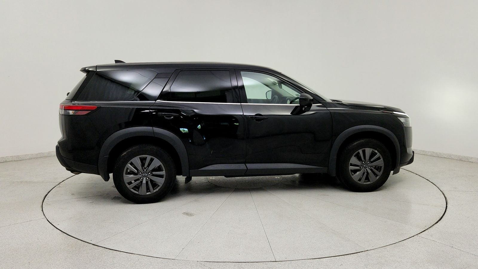 2024 Nissan Pathfinder S