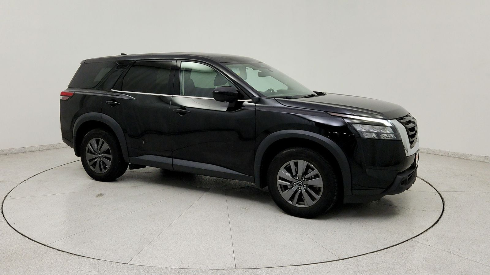 2024 Nissan Pathfinder S