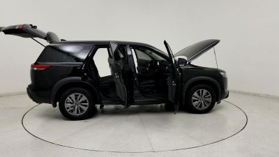 2025 Nissan Pathfinder S