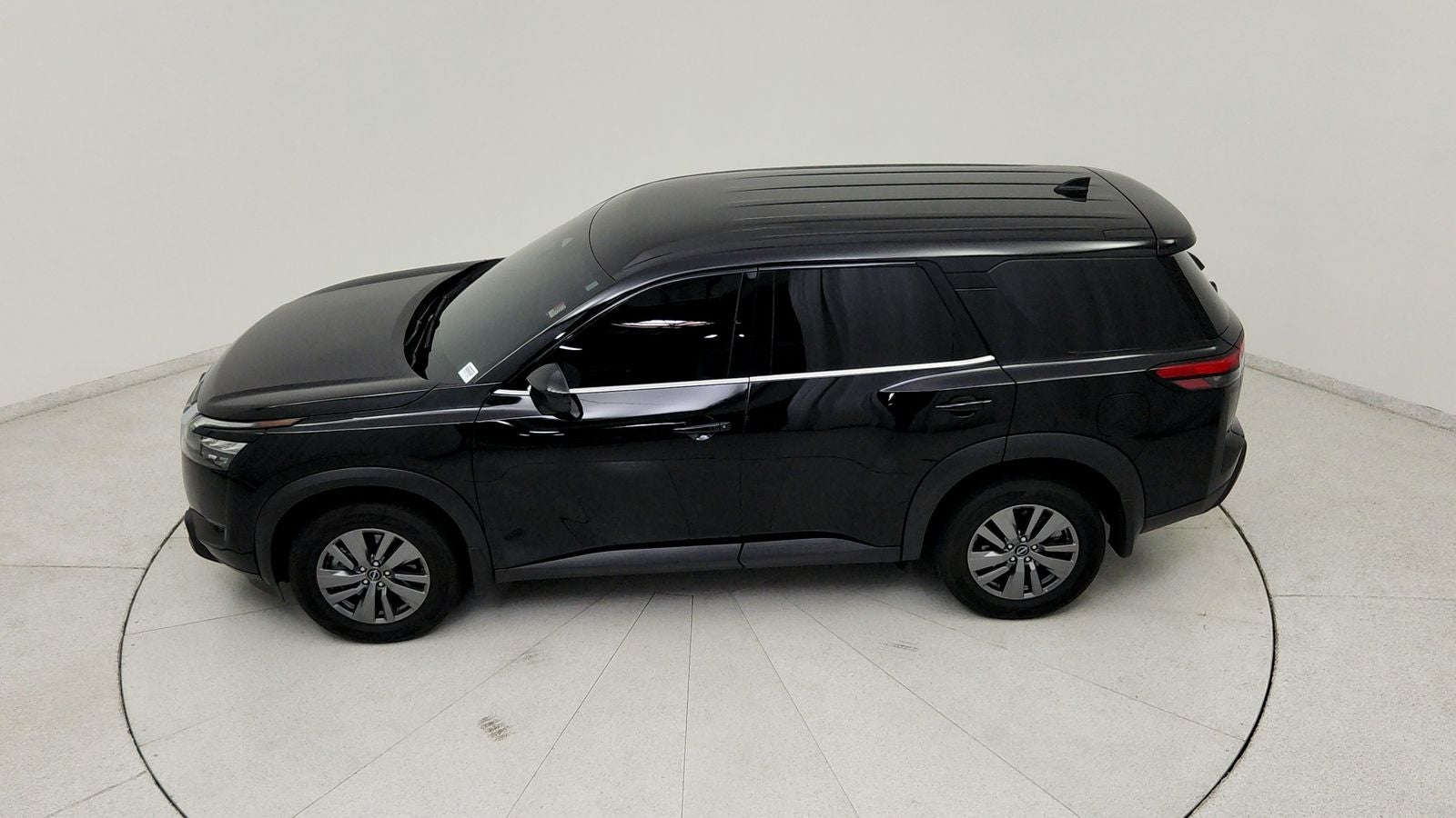 2025 Nissan Pathfinder S