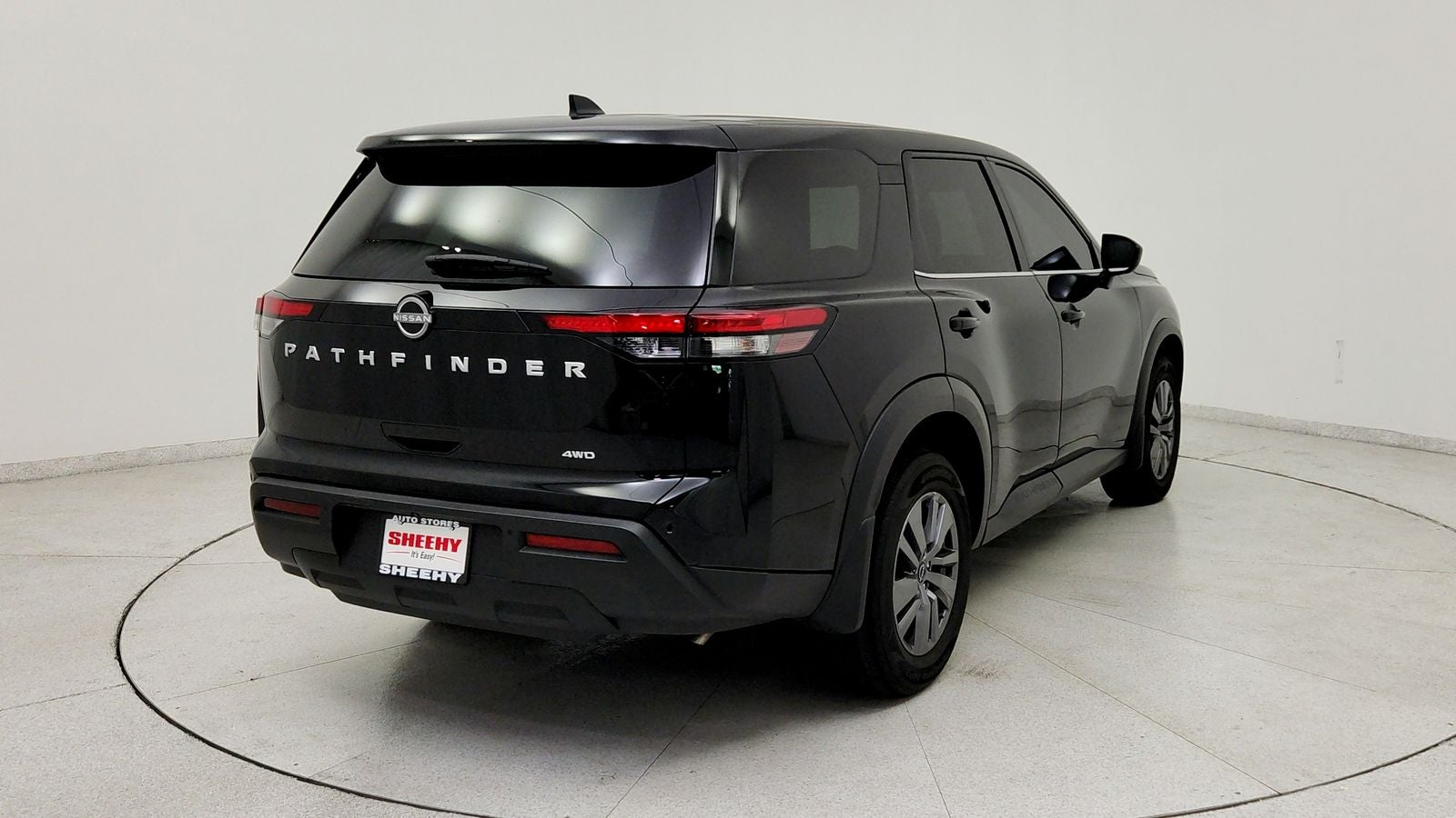 2025 Nissan Pathfinder S