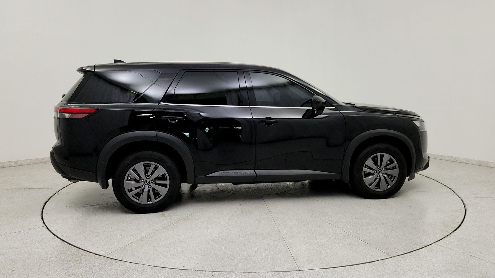 2025 Nissan Pathfinder S