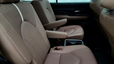 2025 Toyota Grand Highlander Platinum