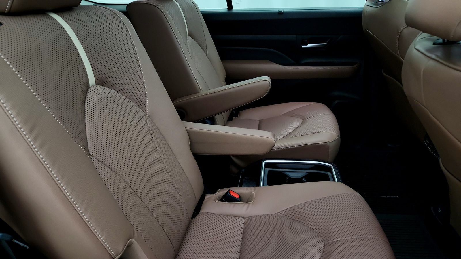 2025 Toyota Grand Highlander Platinum