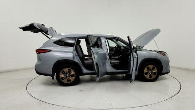 2022 Toyota Highlander Hybrid Bronze Edition