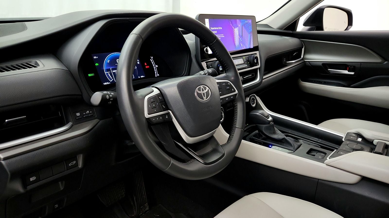 2025 Toyota Grand Highlander Hybrid XLE