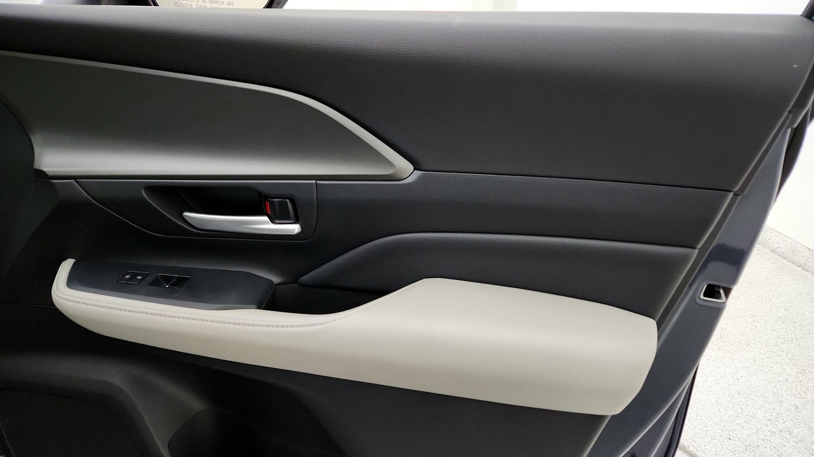 2025 Toyota Grand Highlander Hybrid XLE