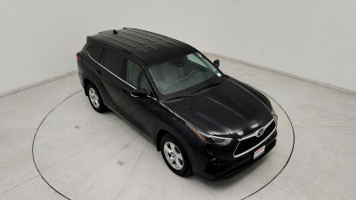 2022 Toyota Highlander LE