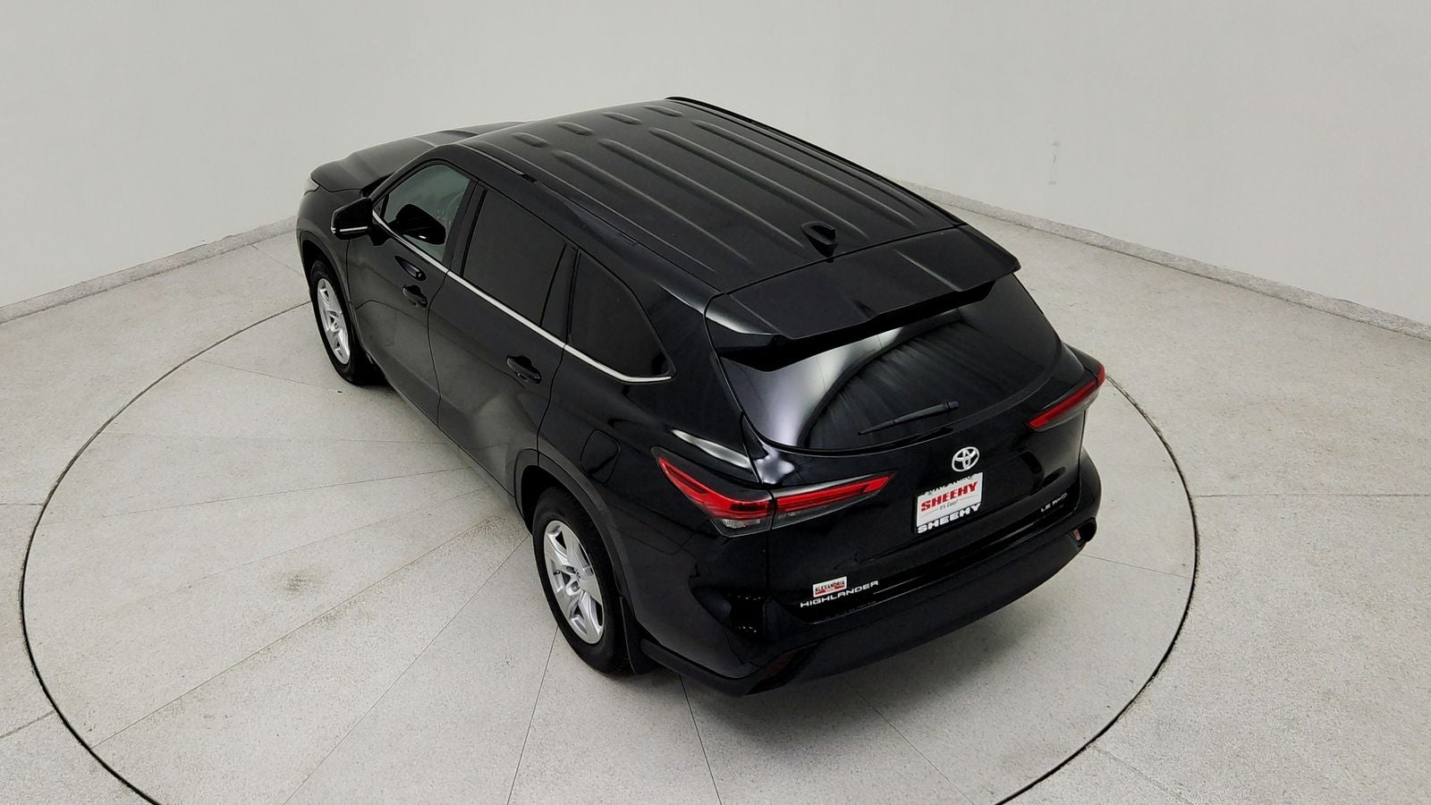 2022 Toyota Highlander LE