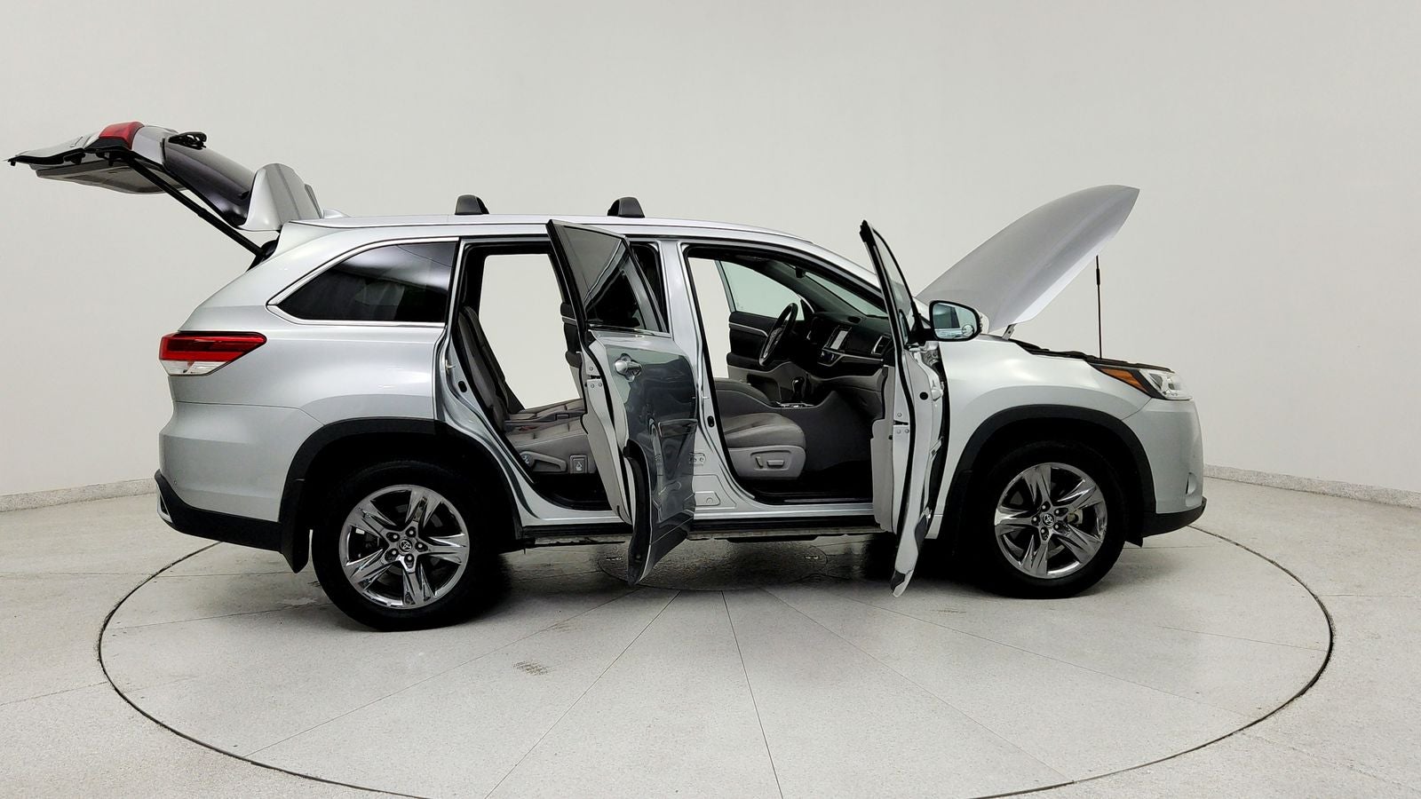 2019 Toyota Highlander Hybrid Limited Platinum