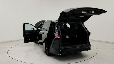 2024 Toyota Sienna XSE 7 Passenger