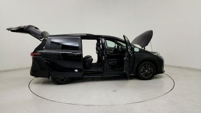 2024 Toyota Sienna XSE 7 Passenger