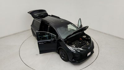 2024 Toyota Sienna XSE 7 Passenger