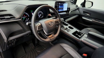 2024 Toyota Sienna XSE 7 Passenger