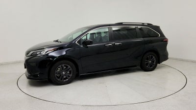 2024 Toyota Sienna XSE 7 Passenger
