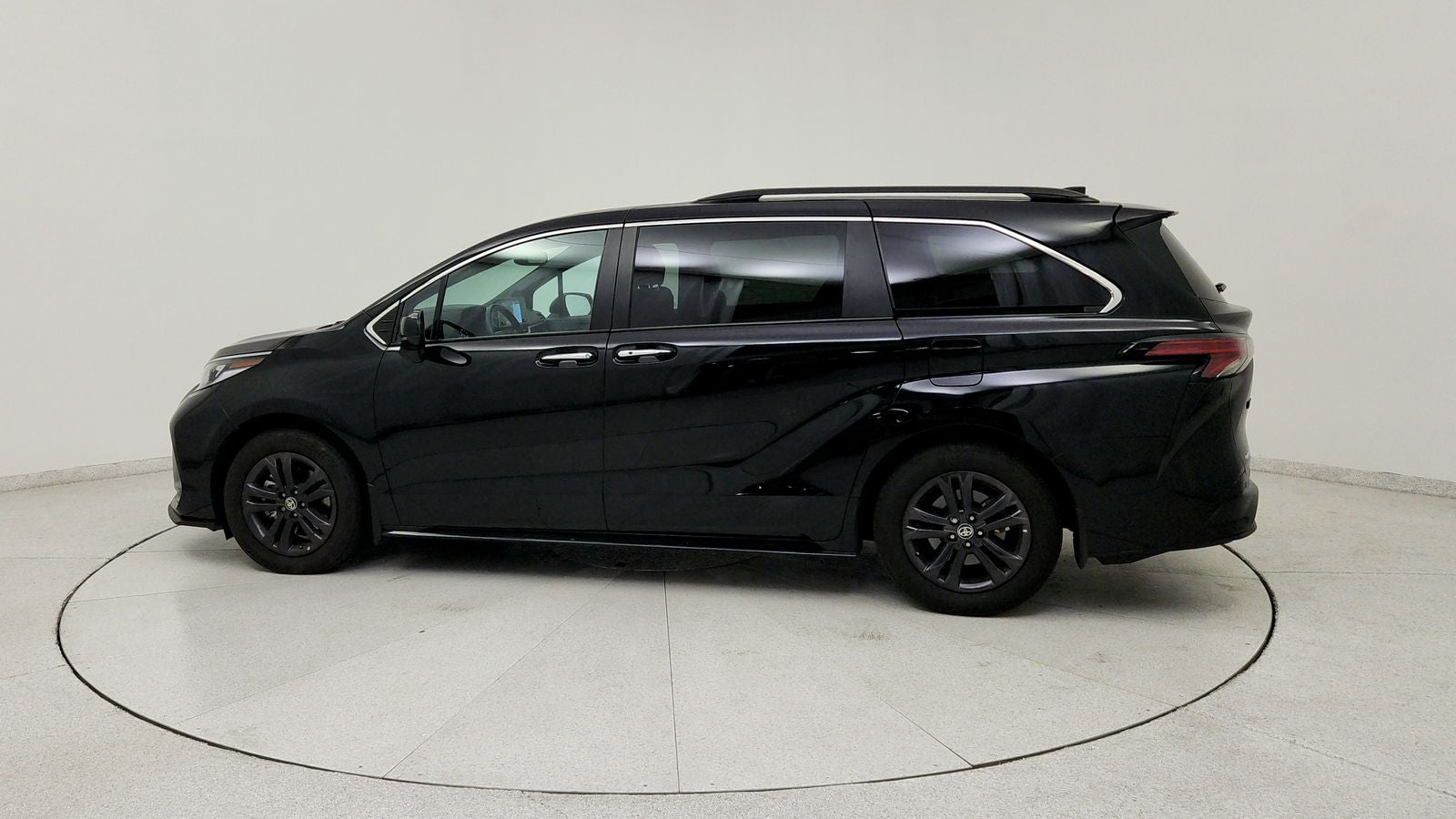 2024 Toyota Sienna XSE 7 Passenger