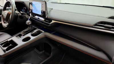 2024 Toyota Sienna XSE 7 Passenger