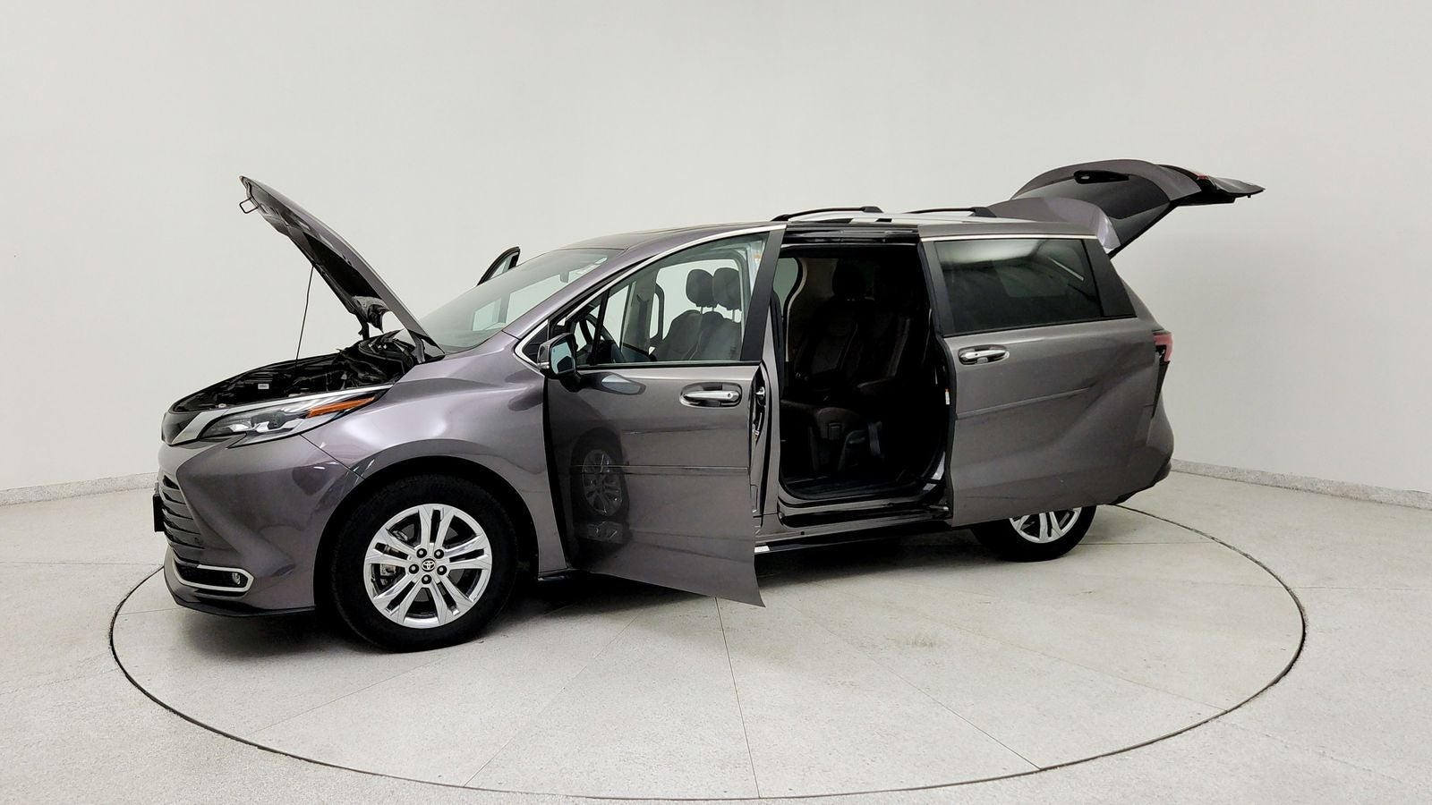 2022 Toyota Sienna Platinum 7 Passenger