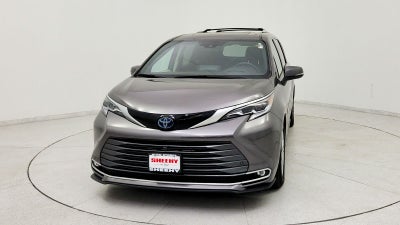 2022 Toyota Sienna Platinum 7 Passenger