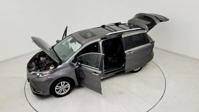 2022 Toyota Sienna Platinum 7 Passenger